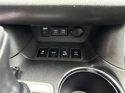 2017 Toyota Highlander XLE AWD 3.5L V6 4dr   - Photo 35 - Boise, ID 83704