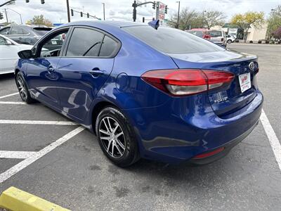 2018 Kia Forte S 2.0L I4 4dr   - Photo 3 - Boise, ID 83704