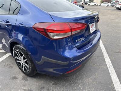 2018 Kia Forte S 2.0L I4 4dr   - Photo 7 - Boise, ID 83704