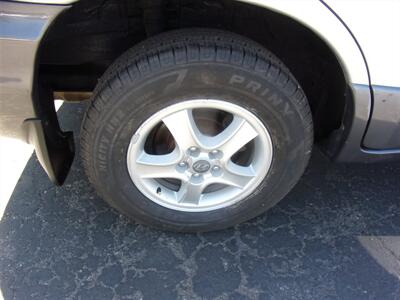 2002 Hyundai SANTA FE GLS 2WD 2.7L 4dr   - Photo 13 - Boise, ID 83704