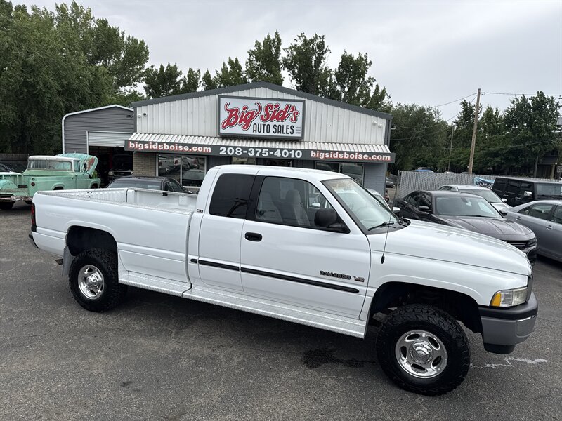 2000 Dodge Ram 2500 SLT 4WD 8.0L V10 4dr   - Photo 1 - Boise, ID 83704