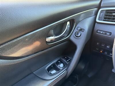 2015 Nissan Rogue SL AWD 2.5L I4 4dr   - Photo 36 - Boise, ID 83704