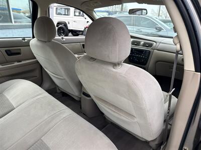 2003 Ford Taurus SE 3.0L V6 4dr   - Photo 27 - Boise, ID 83704