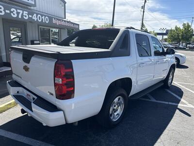 2012 Chevrolet Avalanche LS 4WD 5.3L V8 4dr   - Photo 4 - Boise, ID 83704