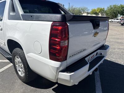 2012 Chevrolet Avalanche LS 4WD 5.3L V8 4dr   - Photo 7 - Boise, ID 83704