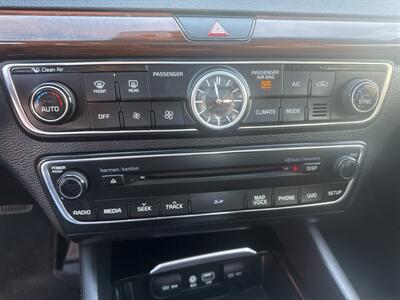 2017 Kia Cadenza Premium 3.3L V6 4dr   - Photo 34 - Boise, ID 83704