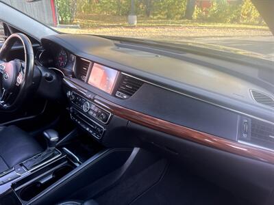 2017 Kia Cadenza Premium 3.3L V6 4dr   - Photo 22 - Boise, ID 83704