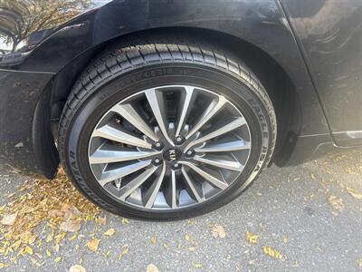 2017 Kia Cadenza Premium 3.3L V6 4dr   - Photo 11 - Boise, ID 83704