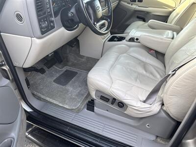2002 Chevrolet Suburban 2500 LT 4WD 8.1L 4dr   - Photo 14 - Boise, ID 83704