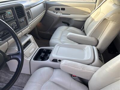 2002 Chevrolet Suburban 2500 LT 4WD 8.1L 4dr   - Photo 32 - Boise, ID 83704