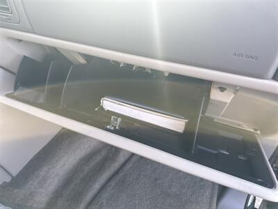 2002 Chevrolet Suburban 2500 LT 4WD 8.1L 4dr   - Photo 26 - Boise, ID 83704