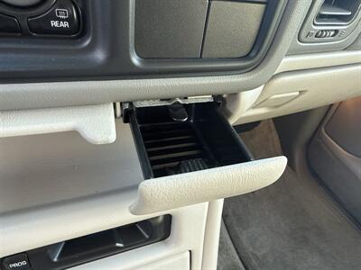 2002 Chevrolet Suburban 2500 LT 4WD 8.1L 4dr   - Photo 36 - Boise, ID 83704