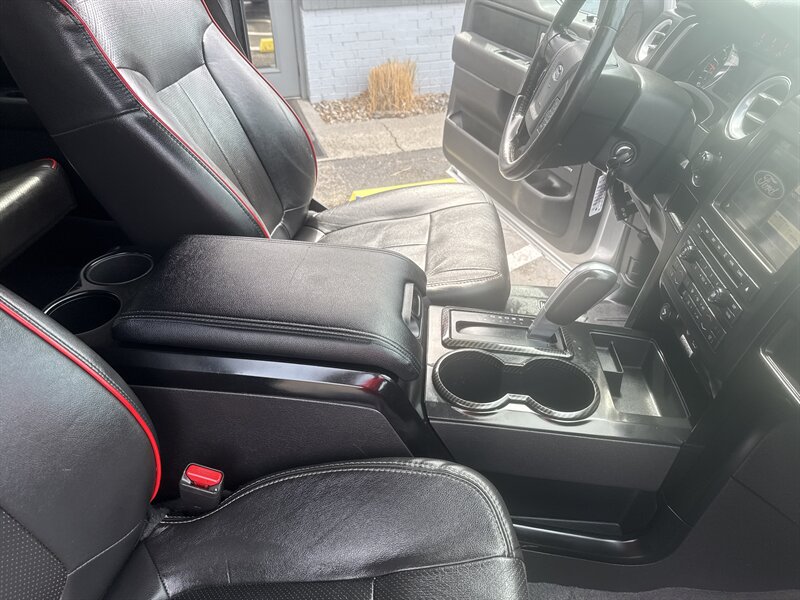 2012 Ford F-150 FX4 photo 30