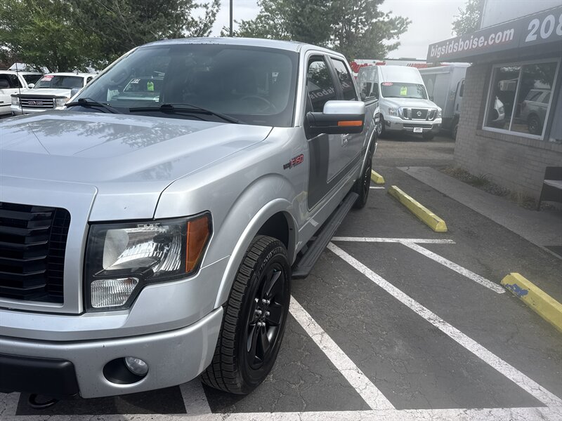 2012 Ford F-150 FX4 photo 10