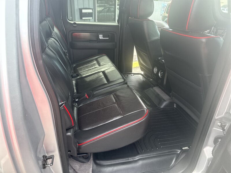 2012 Ford F-150 FX4 photo 16