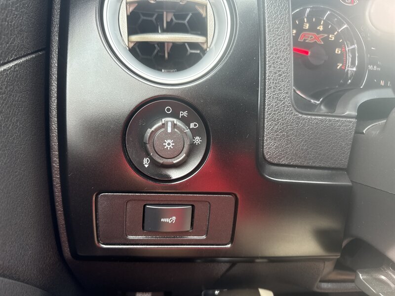 2012 Ford F-150 FX4 photo 41