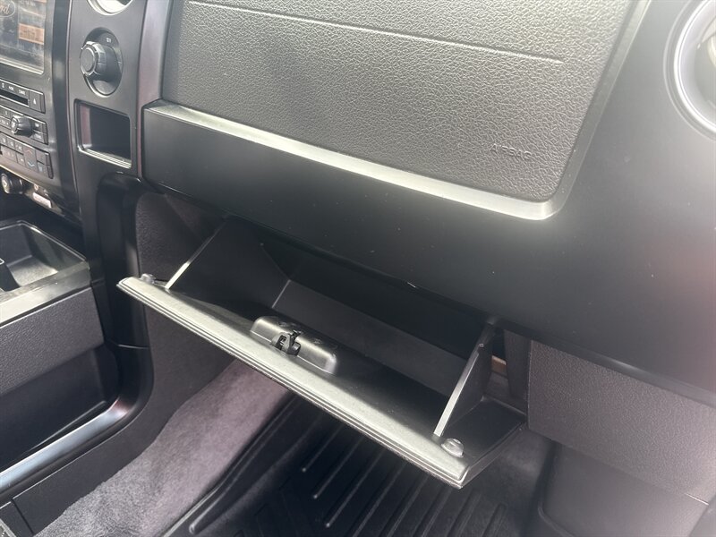 2012 Ford F-150 FX4 photo 28