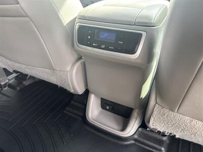 2015 Toyota Highlander XLE AWD 3.5L V6 4dr   - Photo 31 - Boise, ID 83704