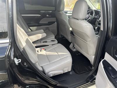 2015 Toyota Highlander XLE AWD 3.5L V6 4dr   - Photo 22 - Boise, ID 83704