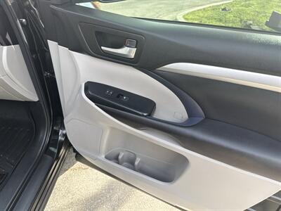 2015 Toyota Highlander XLE AWD 3.5L V6 4dr   - Photo 24 - Boise, ID 83704