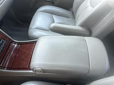 2005 Cadillac Escalade AWD 6.0L V8 4dr   - Photo 34 - Boise, ID 83704