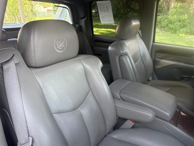 2005 Cadillac Escalade AWD 6.0L V8 4dr   - Photo 31 - Boise, ID 83704