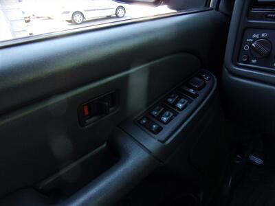 2005 GMC Sierra 1500 SLE 4WD 5.3L V8 4dr   - Photo 37 - Boise, ID 83704