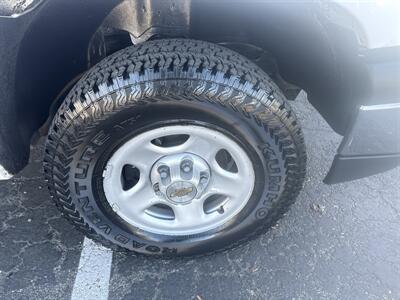 2004 Chevrolet Silverado 1500 4WD 4.8L V8 2dr   - Photo 13 - Boise, ID 83704