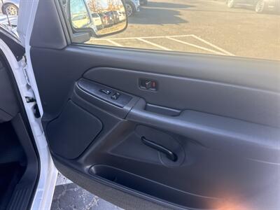 2004 Chevrolet Silverado 1500 4WD 4.8L V8 2dr   - Photo 28 - Boise, ID 83704