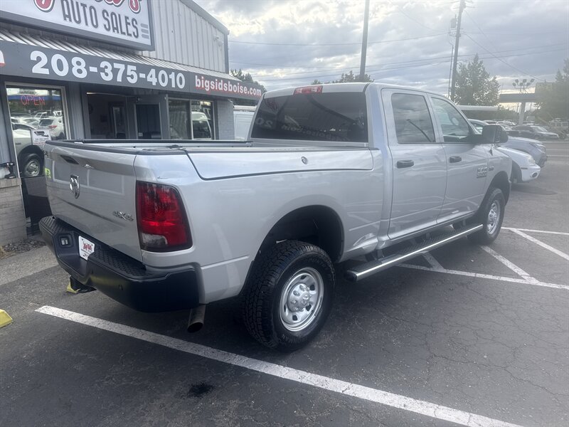 2016 Ram 2500 Tradesman photo 3