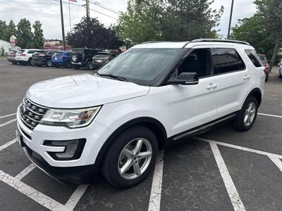 2017 Ford Explorer XLT 4WD 3.5L V6 4dr   - Photo 2 - Boise, ID 83704
