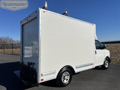 2017 Chevrolet Express 3500 10' Box   - Photo 7 - Mount Joy, PA 17552