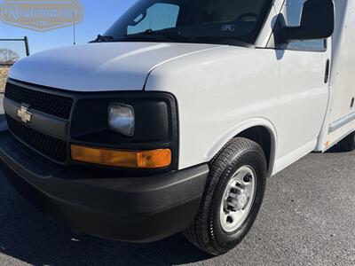 2017 Chevrolet Express 3500 10' Box   - Photo 20 - Mount Joy, PA 17552