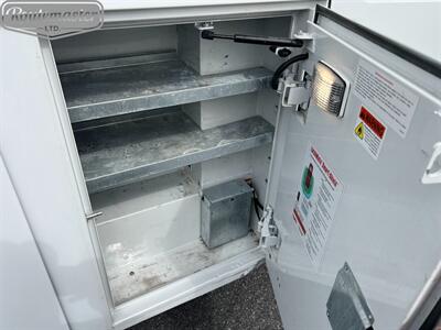 2017 Chevrolet Express 3500 11' Utility   - Photo 17 - Mount Joy, PA 17552