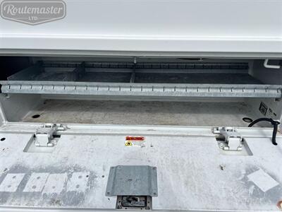 2017 Chevrolet Express 3500 11' Utility   - Photo 15 - Mount Joy, PA 17552