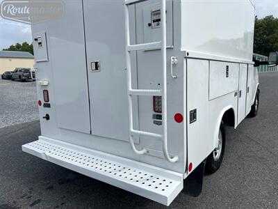 2017 Chevrolet Express 3500 11' Utility   - Photo 12 - Mount Joy, PA 17552