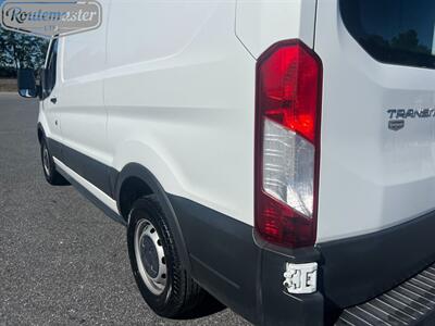 2016 Ford Transit 150 Cargo   - Photo 10 - Mount Joy, PA 17552