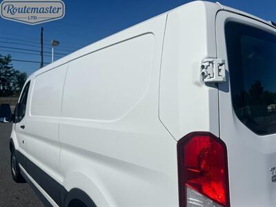 2016 Ford Transit 150 Cargo   - Photo 11 - Mount Joy, PA 17552