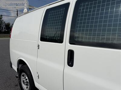 2017 GMC Savana 2500 Cargo   - Photo 2 - Mount Joy, PA 17552