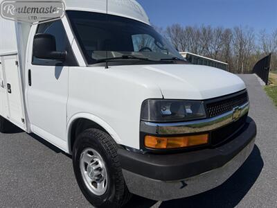 2021 Chevrolet Express 3500 10' Utility   - Photo 3 - Mount Joy, PA 17552
