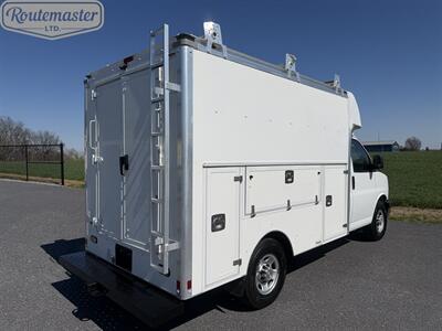 2021 Chevrolet Express 3500 10' Utility   - Photo 9 - Mount Joy, PA 17552