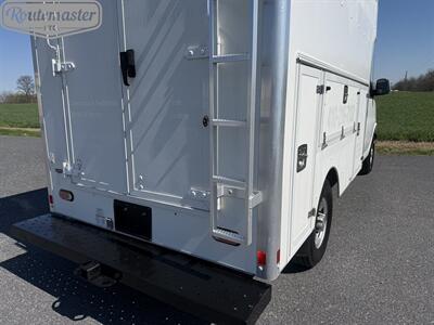 2021 Chevrolet Express 3500 10' Utility   - Photo 10 - Mount Joy, PA 17552