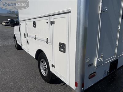 2021 Chevrolet Express 3500 10' Utility   - Photo 38 - Mount Joy, PA 17552