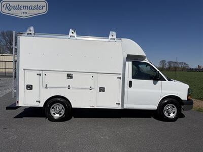 2021 Chevrolet Express 3500 10' Utility   - Photo 8 - Mount Joy, PA 17552