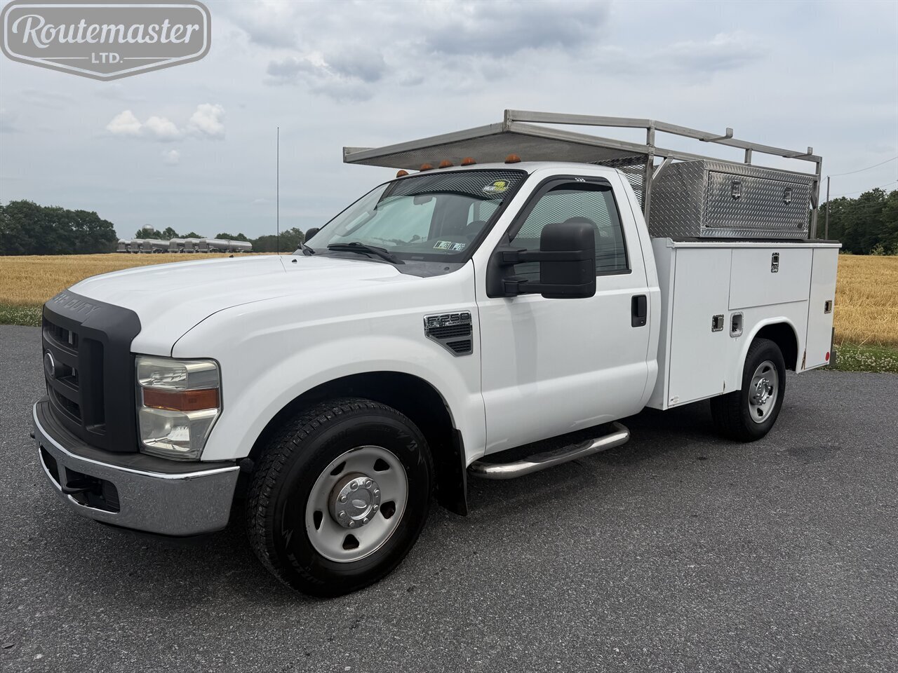 2010 Ford F-250 XL 8' Utility   - Photo 1 - Mount Joy, PA 17552
