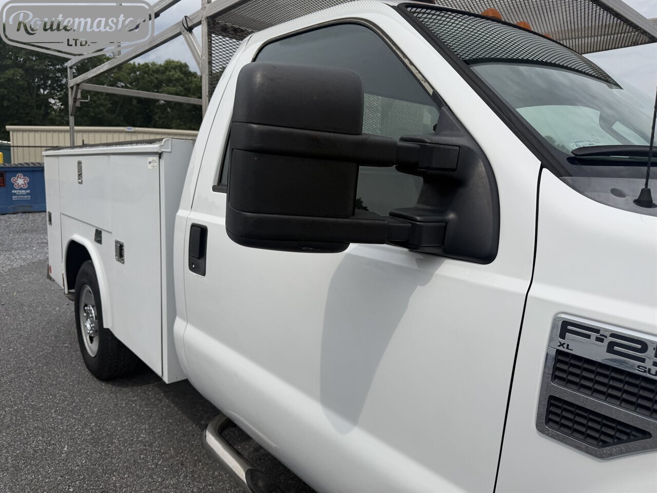 2010 Ford F-250 XL 8' Utility - Photo 6 - Mount Joy, PA 17552