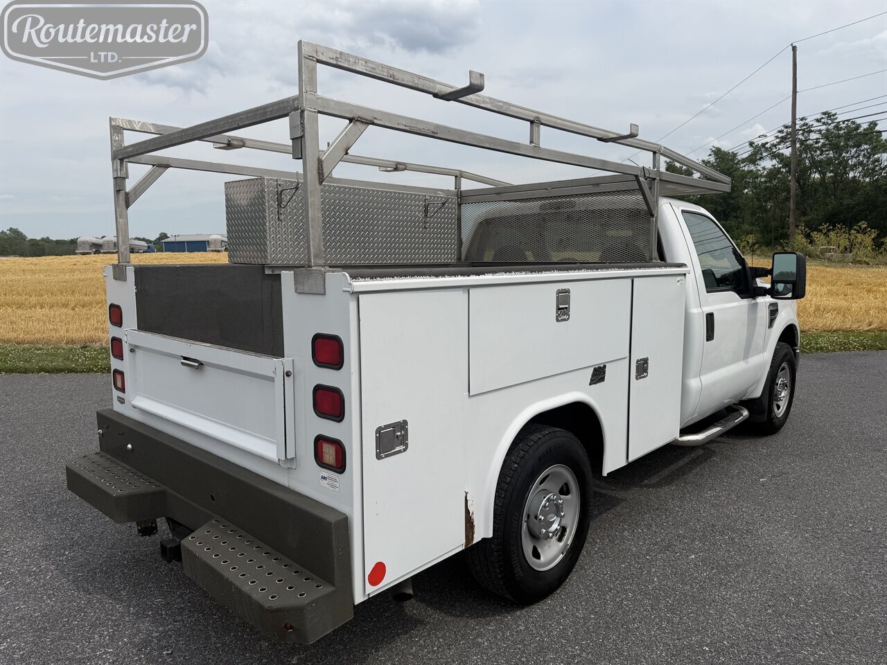 2010 Ford F-250 XL 8' Utility - Photo 10 - Mount Joy, PA 17552
