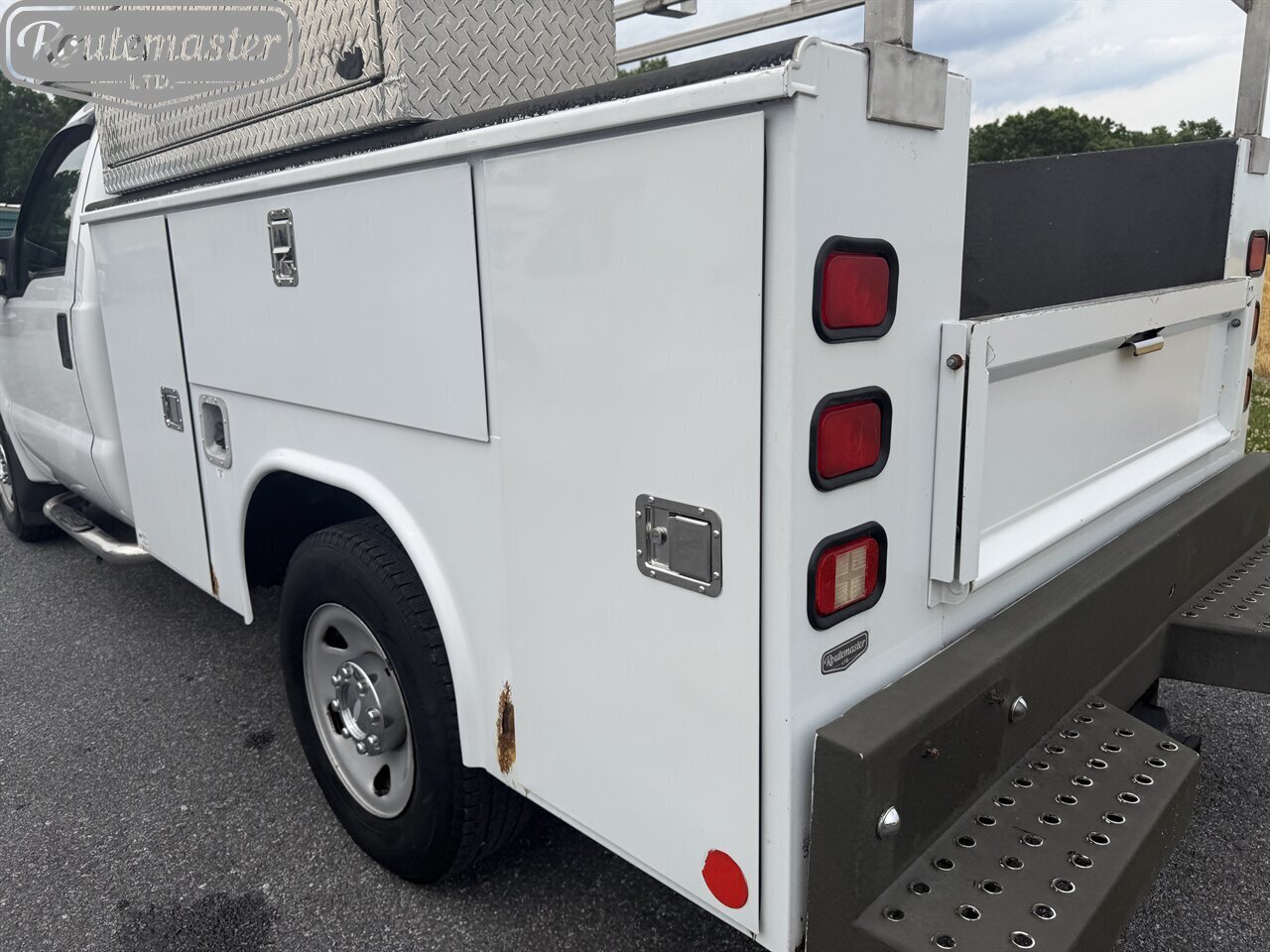 2010 Ford F-250 XL 8' Utility - Photo 30 - Mount Joy, PA 17552