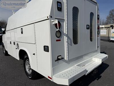 2015 Chevrolet Express 3500 10' KUV - Photo 8 - Mount Joy, PA 17552