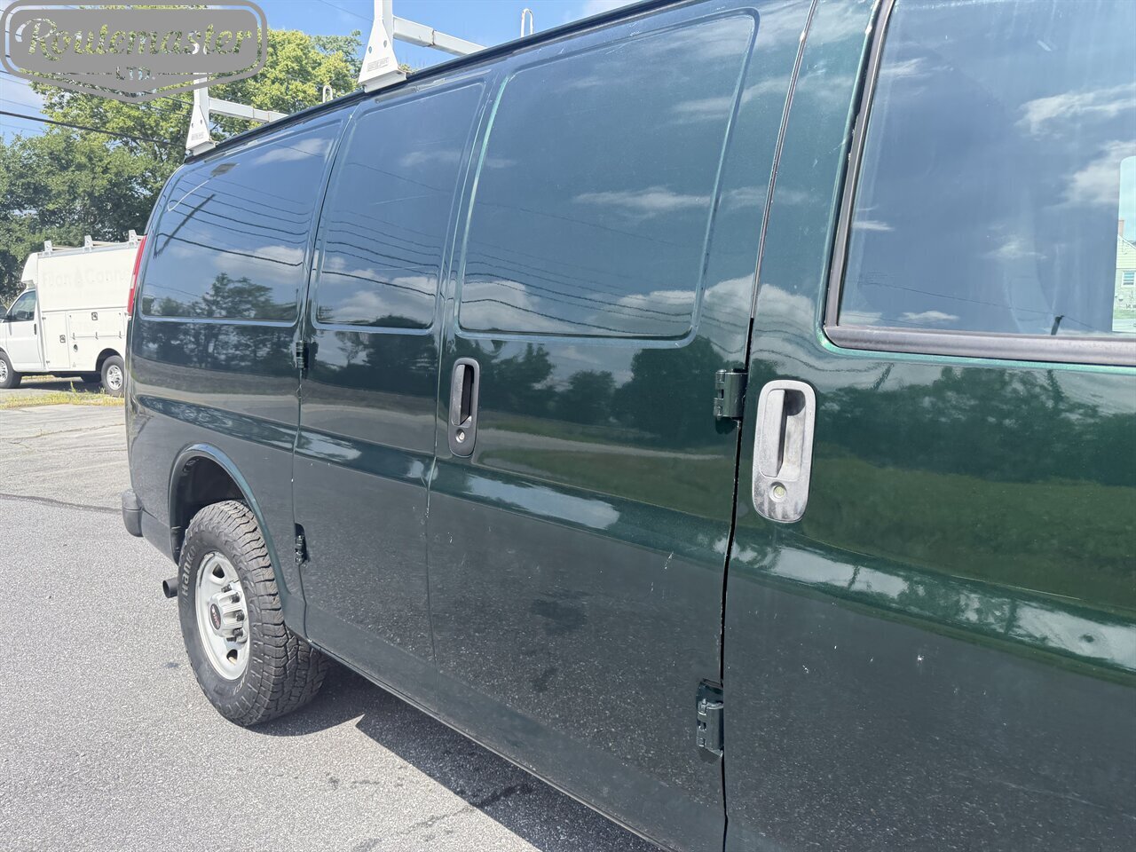 2016 GMC Savana 2500 Cargo - Photo 20 - Mount Joy, PA 17552